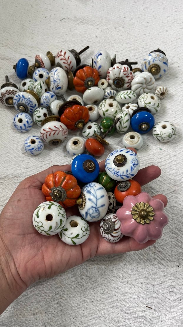 Osmanlı Renkli Porselen Dolap Kulpları - Görsel 2