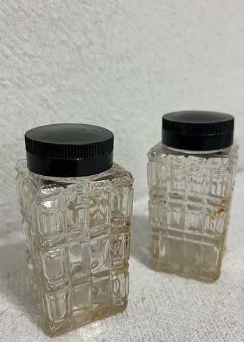 Kare Desenli Cam Tuzluk ve Biberlik Seti - Görsel 2