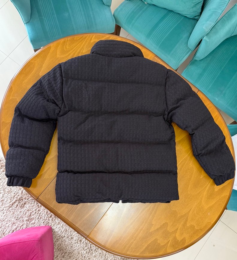 Siyah Fermuarlı Kadın Kışlık Mont - Görsel 2