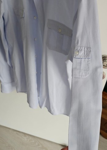 ERKEK MAVİ RENK SPOR CIFT CEPLI KOLDAN DUGMELI XL GÖMLEK - Görsel 3