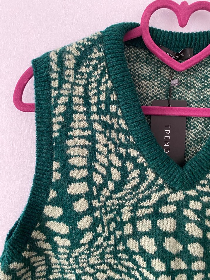 Yeşil Yılan Desenli V Yaka Triko Süveter - Görsel 2