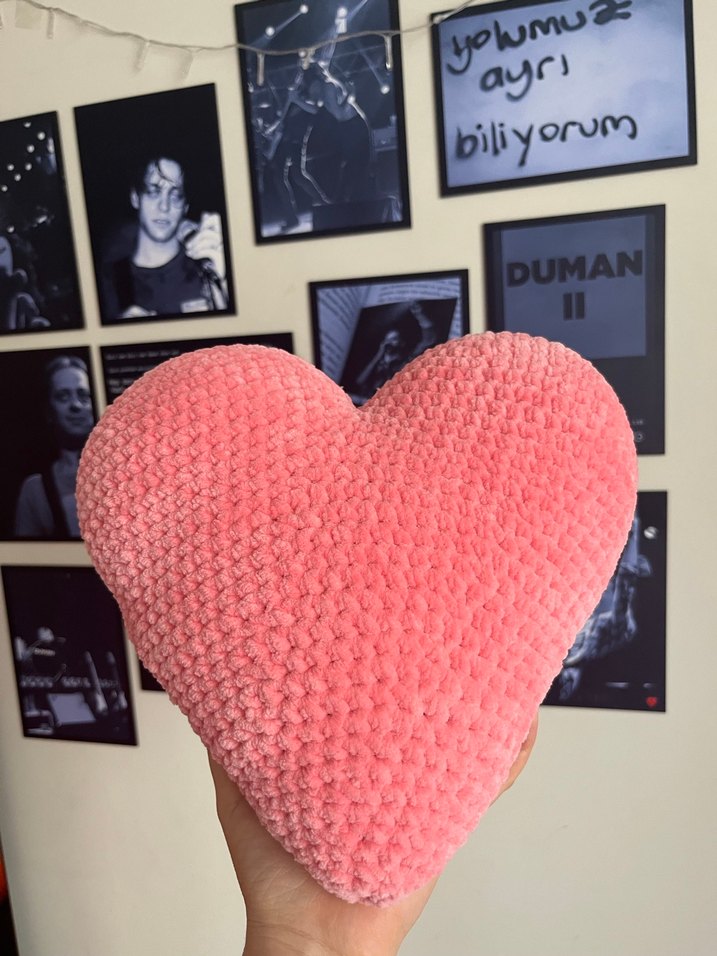Pembe Kalp Şeklinde Yumuşak Yastık - Görsel 2