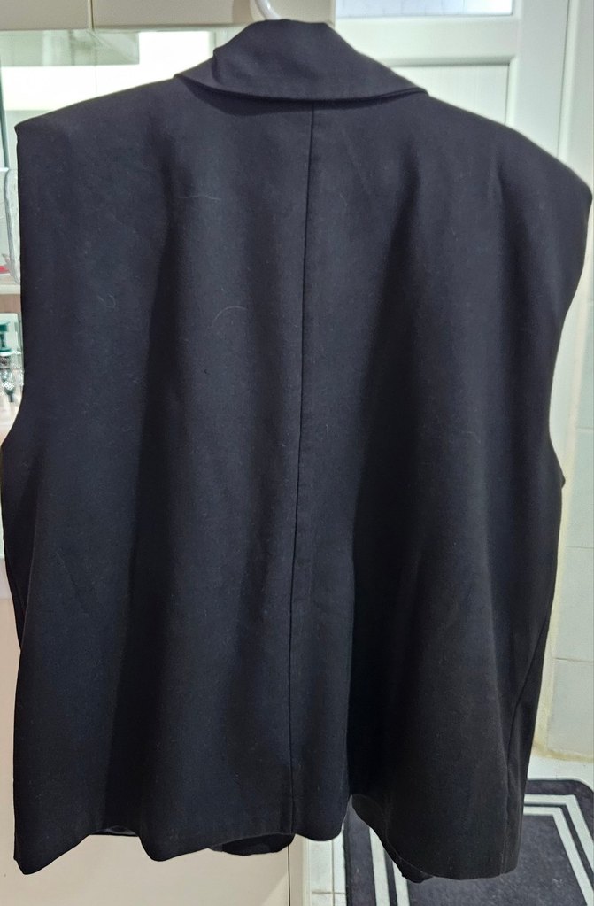 Düğmeli Siyah Kolsuz Kadın Blazer Yelek - Görsel 2