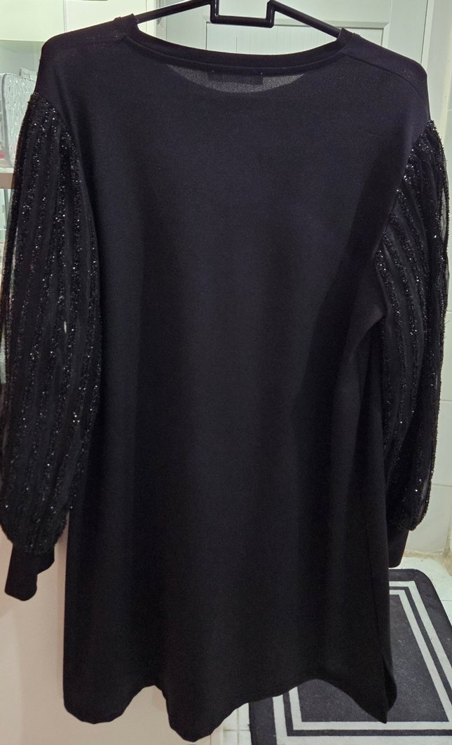 Simli Uzun Kollu Elbise - Görsel 2