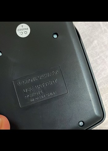 Koyu Siyah Hesap Makinesi - Görsel 5