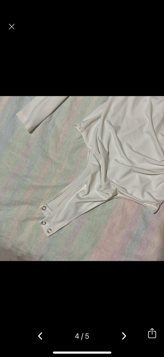 V Yaka Drapeli Beyaz Kadın Bluz - Görsel 5