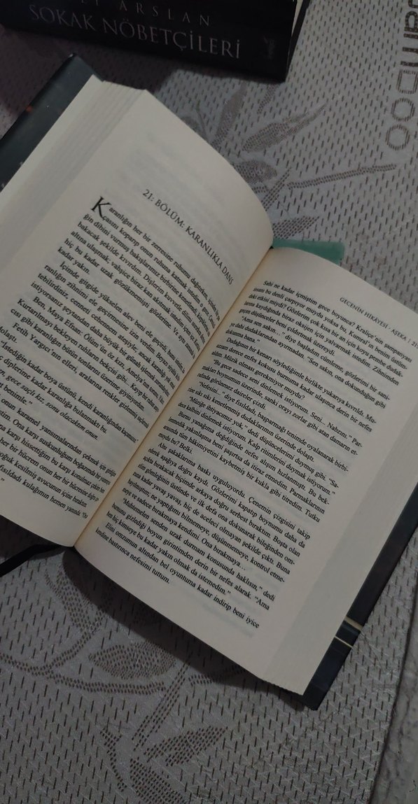 Gecenin Hikayesi 2 ciltli - Görsel 3