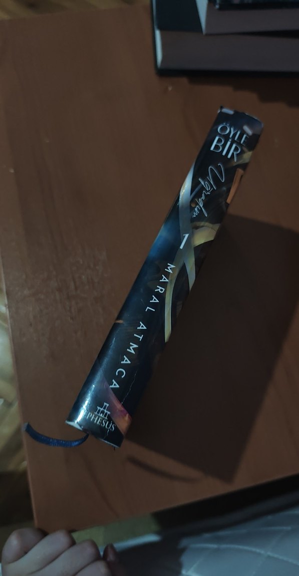 Öyle Bir Uğradım - Maral Atmaca ciltli yan baskılı - Görsel 2