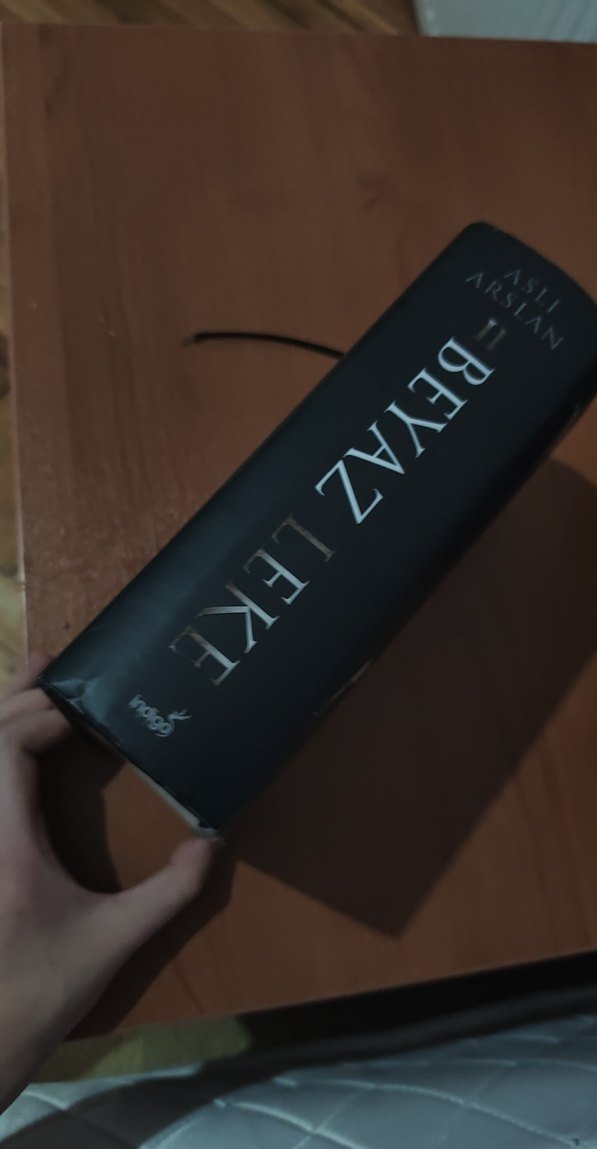 Beyaz Leke Özgürlük - Aslı Arslan ciltlidir - Görsel 2