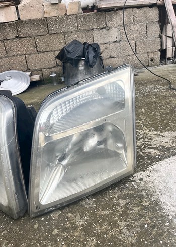 Ford connect orijinal 
Gri Araba Far Takımı - Görsel 3