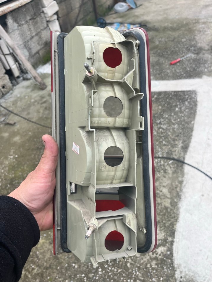 Ford connect sol arka stop far
Kırmızı Arka Stop Lambası - Görsel 3