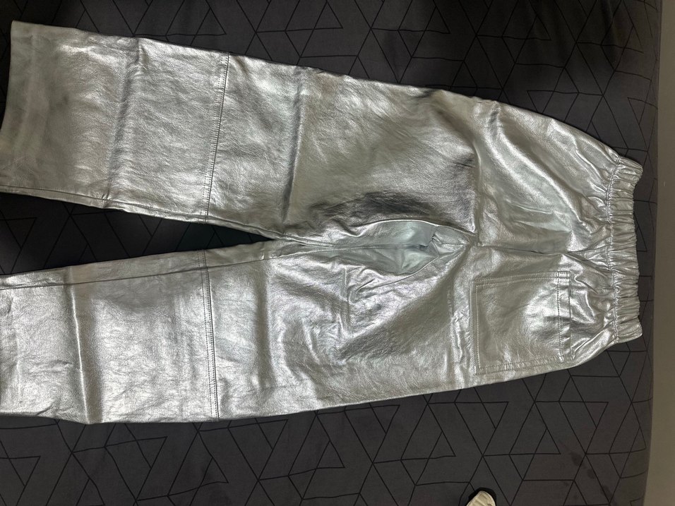 Gri Metalik Midi Deri Bol Kesim Kadın Pantolon - Görsel 3