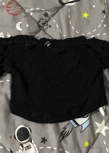 Siyah Drapeli Gotik Kadın Fular - Görsel 2