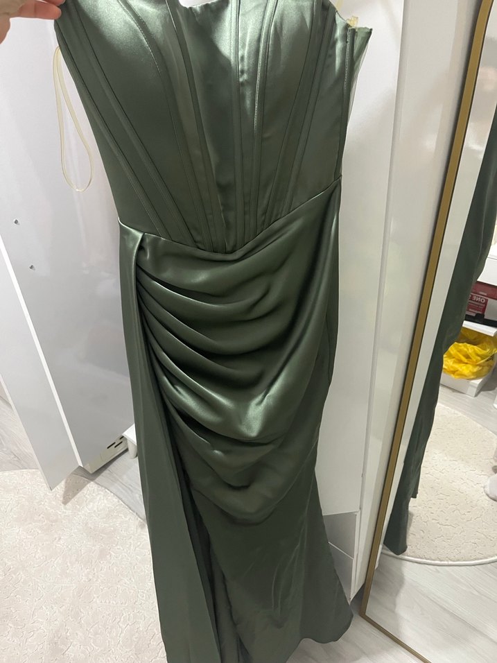 Gri Straplez Drapeli Uzun Kadın Abiye - Görsel 2