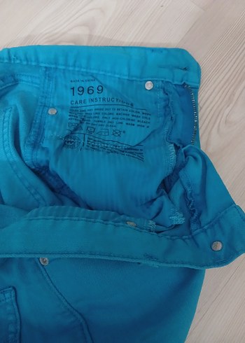 Kadın Mavi Kot Pantolon - Görsel 4