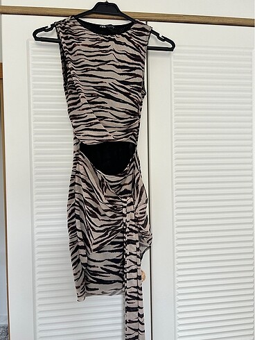 s Beden Zara zebra elbise