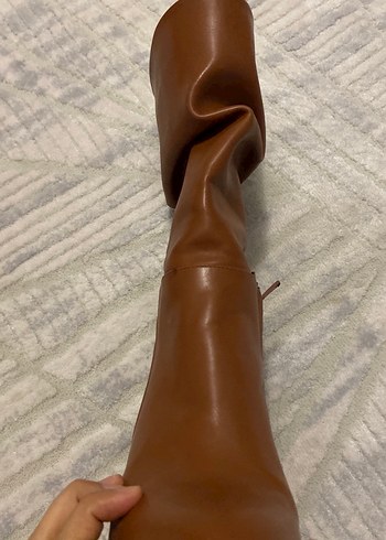 Kahverengi Tokalı Kadın Deri Dizüstü Çizme - Görsel 2
