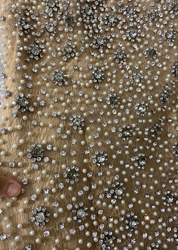 Boncuk İşlemeli Bej Uzun Abiye Elbise - Görsel 6