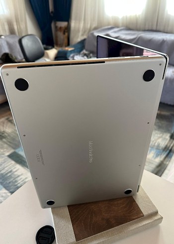 APPLE MACBOOK MP3 PRO BEYAZ RENK 512 GB - Görsel 4