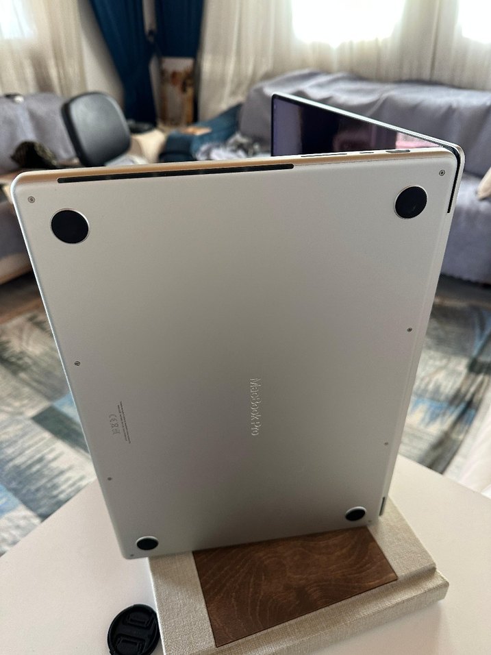 APPLE MACBOOK MP3 PRO BEYAZ RENK 512 GB - Görsel 4