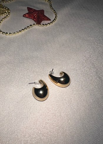 Parlak Altın Renkli Kabartmalı Midi Küpe - Görsel 2