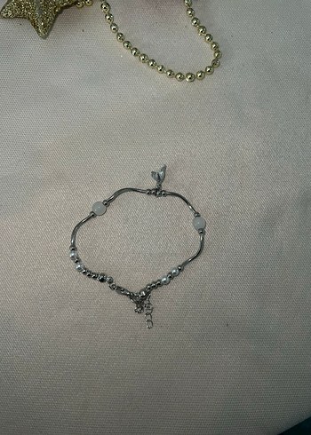 Gri Zincir Detaylı Minimalist Kadın Bileklik - Görsel 3