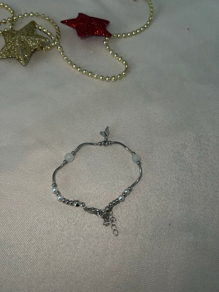 Gri Zincir Detaylı Minimalist Kadın Bileklik - Görsel 4