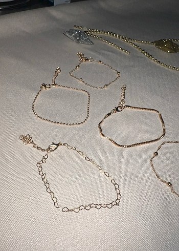 Altın Zincir Detaylı Kadın Bileklik - Görsel 2