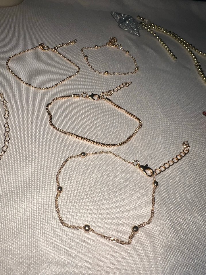 Altın Zincir Detaylı Kadın Bileklik - Görsel 3