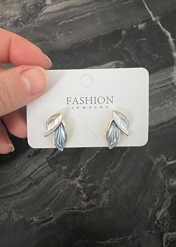 Mavi ve Gri Mini Yaprak Küpeler - Görsel 2