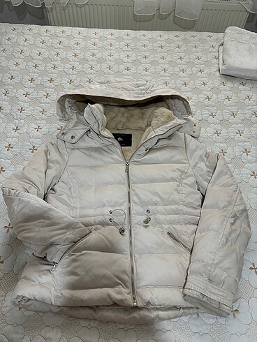 Zara mont