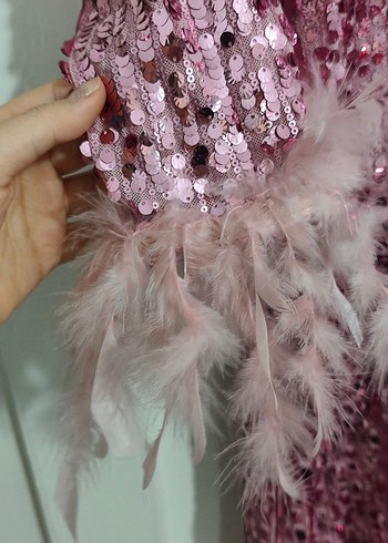 Pullu Pembe V Yaka Midi Abiye Elbise - Görsel 4