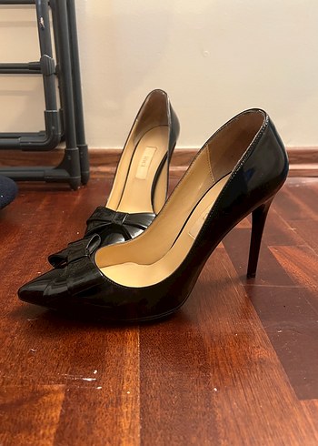 38 Beden Siyah Fiyonk Detaylı Stiletto Topuklu Kadın Ayakkabı
