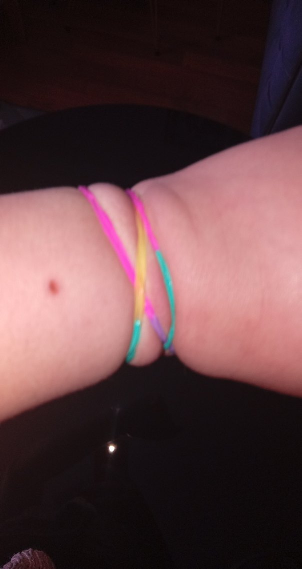 Pastel Renkli Zincir Detaylı Kadın Bileklik - Görsel 3