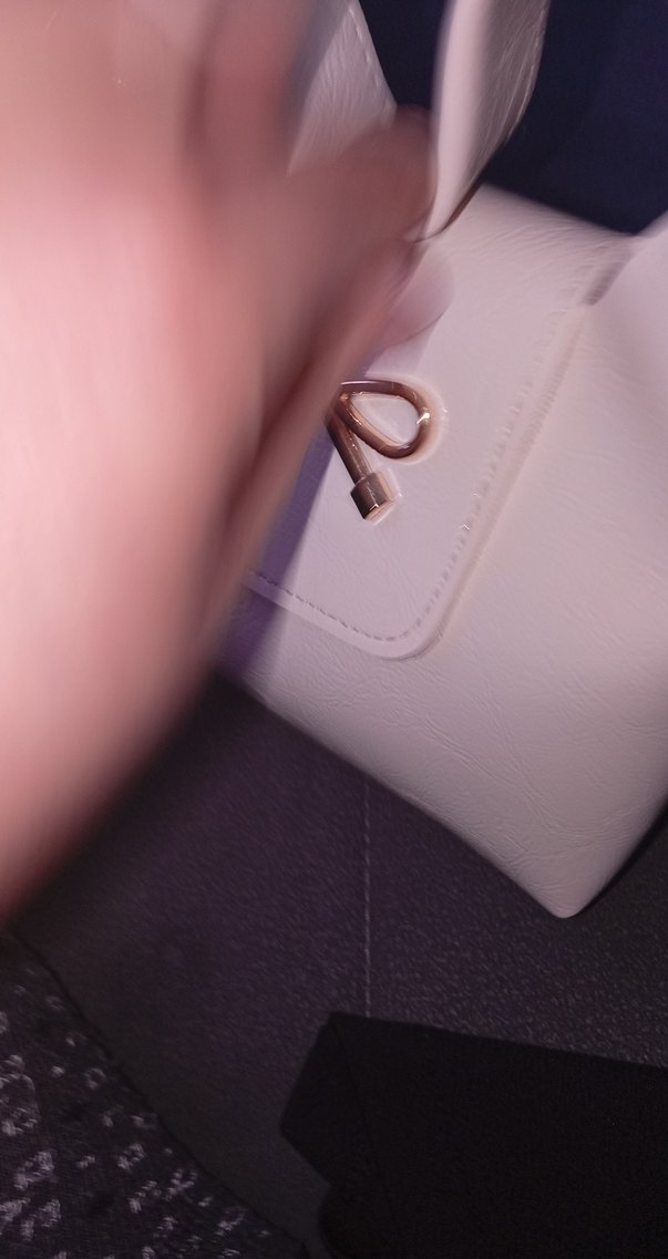 Deri Beyaz Kadın Çanta Fiyonk Detaylı - Görsel 3