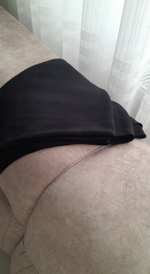 siyah ipek kumasli kadin şal - Görsel 2