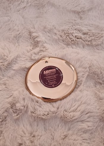 Bej Parlak Charlotte Tilbury Allık - Görsel 2