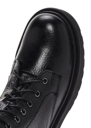 Derimod Bağcıklı kadın botu - Görsel 2