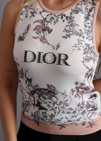 Dior Cicekli Kolsuz Ust