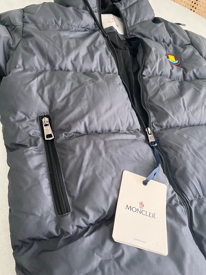 Gri Kapüşonlu Fermuarlı Kadın Kışlık Mont - Görsel 5