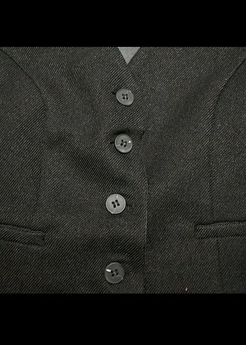 Siyah Düğmeli Kadın Yelek - Görsel 2