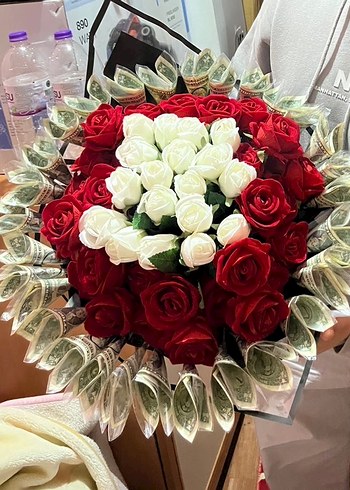 Kırmızı Beyaz Güllü - Görsel 2