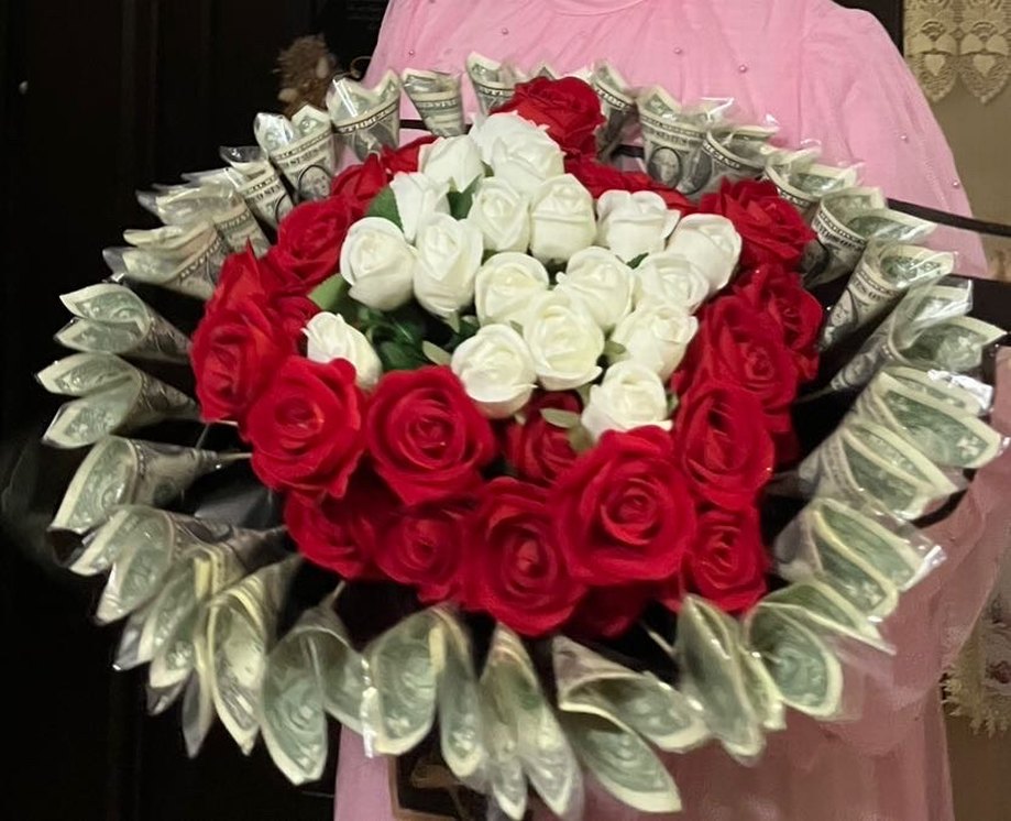 Kırmızı Beyaz Güllü - Görsel 3