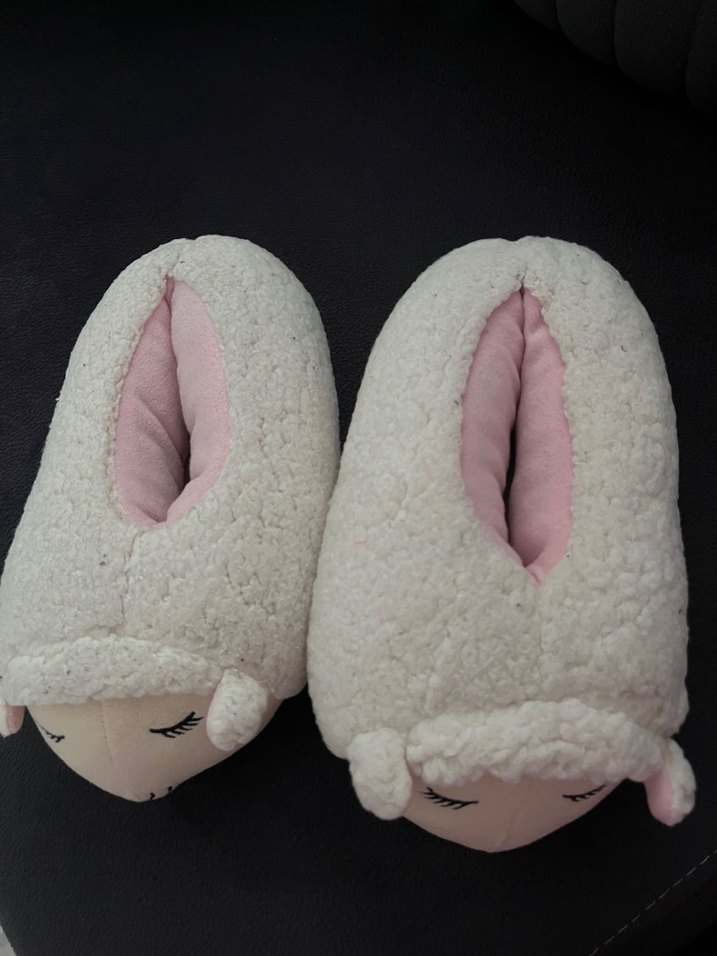 Beyaz Peluş Kuzu ev botu - Görsel 3