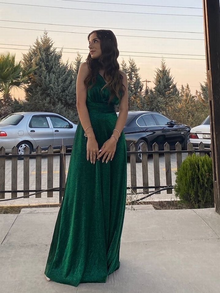 Parlak Yeşil Drapeli Uzun Abiye Elbise - Görsel 3