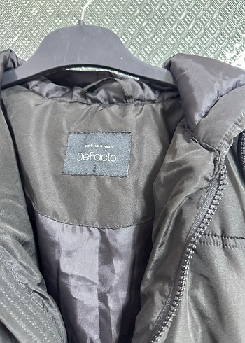 Siyah Fermuarlı Kadın Mont - Görsel 4