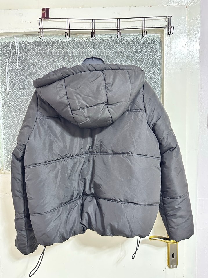 Siyah Fermuarlı Kadın Mont - Görsel 3