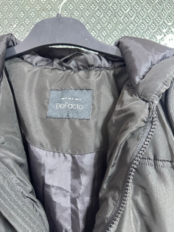 Siyah Fermuarlı Kadın Mont - Görsel 4