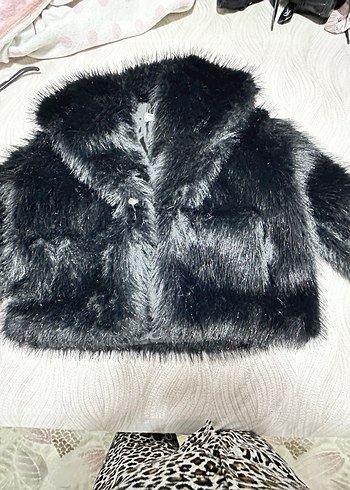 Siyah Kadın Kürk - Görsel 2