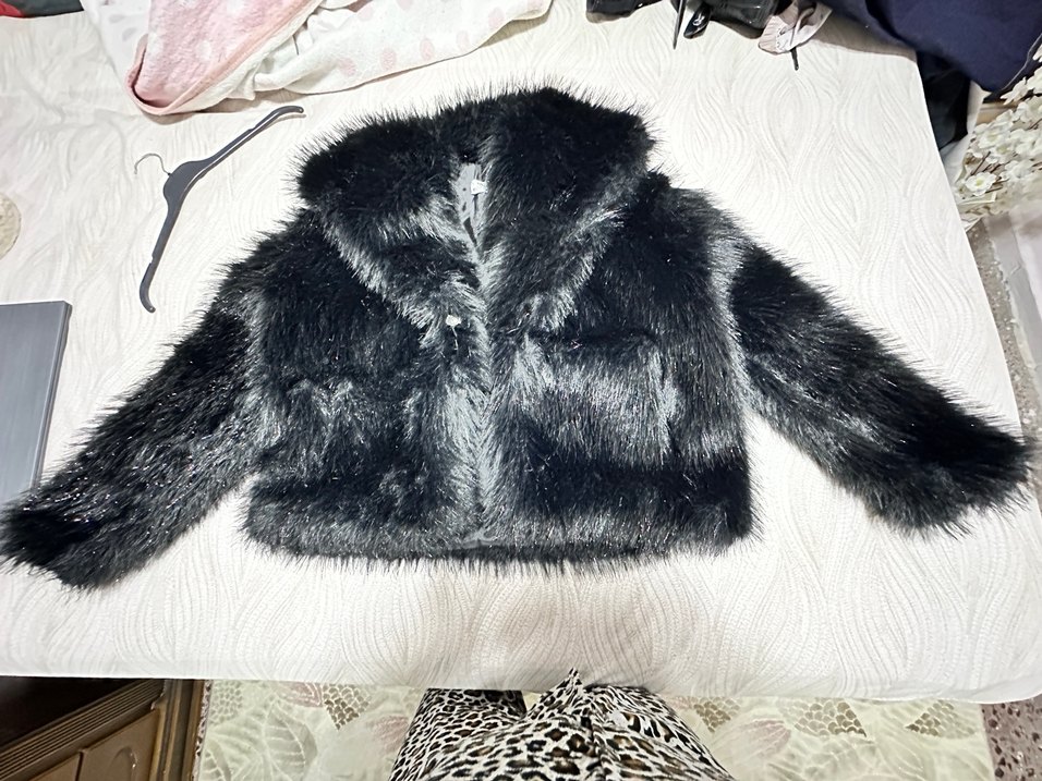 Siyah Kadın Kürk - Görsel 2